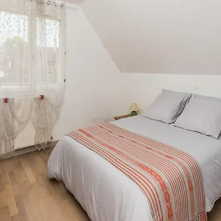 Couette-café D'hotes Pres De Fontenay-Trésigny